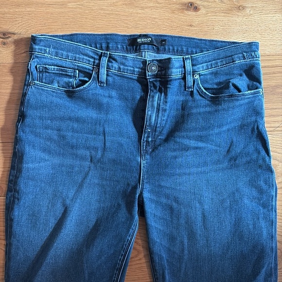 Hudson Nico Bootcut Jean. Size 32 - Picture 3 of 6